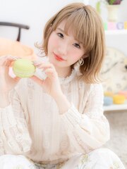 【macaron】ハイトーンカラーゴールドベージュで外ハネボブ♪