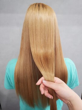 アドラ(ADLLA) ULTOWA髪質改善トリートメント