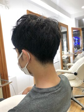 ヘッズ 本八幡店(HEADS) MEN'S HAIR  センターパート　ツイストスパイラル　韓国マッシュ