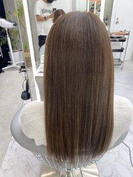 ロンドルーチェ 心斎橋(Lond luce) ダークアッシュ/ミディアムレイヤーカット［髪質改善/縮毛矯正］