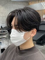 バイフィフス 原宿/表参道(by fifth)&nbsp;毛流れセンターパートニュアンスパーマツーブロック刈り上げ