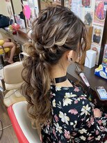 ヘアセットアップス(UP's) ★可愛くルーズな動きで他人と差を付ける♪『ローポニーテール』