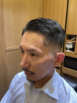 ヒロギンザプレミアムバーバースパ パレスホテル店(HIRO GINZA) 前上げスキンフェード