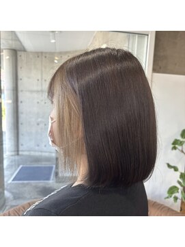 モア(more) 【彦根】イヤリングカラー　ミルクティーベージュ