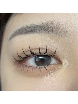 パーミル ヨコハマ(permille Yokohama) 結婚式の為の目元/パリエク90本+下まつげエクステ