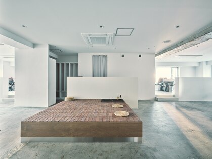 ブルック(BROOK.)の写真