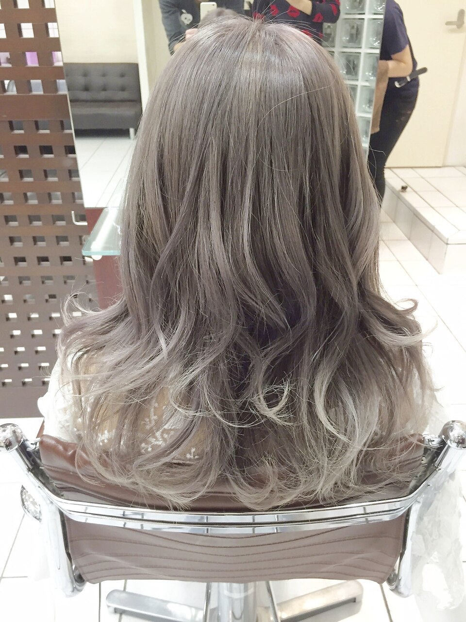 2026年冬】オリーブアッシュ ロングの髪型・ヘアアレンジ｜人気順