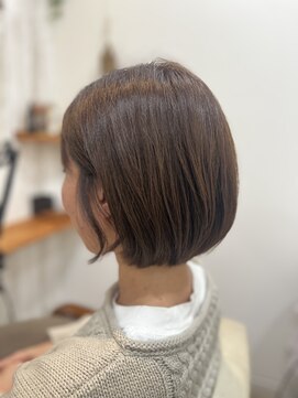 ルヴェール 茜部店(Le Vert) まるみショートボブ