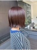 ピンクブラウン×切りっぱなしボブ