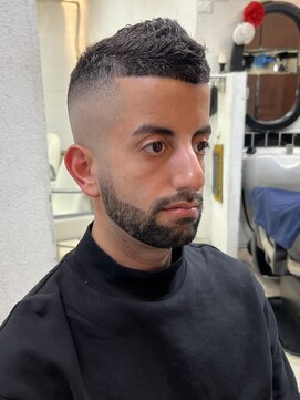 グラッドバーバードットエビス 恵比寿(GLAD BARBER. EBISU) サーフカール/スパイキーショート/ブルーブラック[恵比寿]