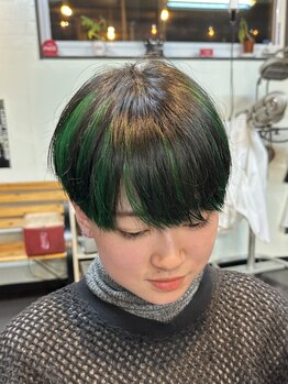 オニオンアンドチル(ONION&CHILL)の写真/【春木駅3分】持続するハイトーンカラーが大人気！カラフルバリアートやエクステも可◎