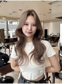 透明感ミルクティーベージュ×韓国風レイヤーカットで小顔カット