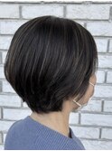 50代60代大人かっこいいグレージュハイライト×小顔ショート