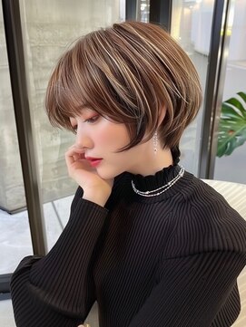 ディモアンド 表参道(Dimo&) xカット/イメチェン/ホワイトブロンド/外ハネボブ/美髪