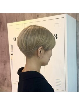 グリット ヘアープラス(grit.HAIR|+) 【grit.】オリーブベージュ × ショート