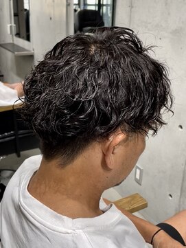 ツイストスパイラル 波巻きスパイラル ツーブロック　