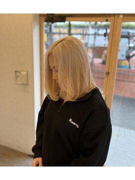 リングバイモアムー(Ring by Moremuu) ブロンド