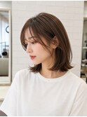 くびれ外はね ミディアムボブ 大人女子切りっぱなしレイヤー