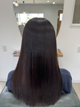 レイ(Ley)の写真/人気のシャンドラからトリートメントが登場!内部に栄養を入れ込み、ツヤと指通りを整える♪