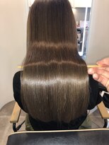 アールサロン アオヤマ(Rr SALON AOYAMA)&nbsp;プラチナミネコラストレート