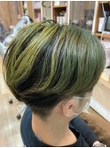 マッシュショート×グラデーションカラー