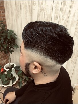 美容室セラヴィ フェードカット