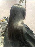 ナチュラル黒髪ストレート【髪質改善】【西武新宿駅】
