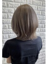 ヘアークリエイティブ サウスゴア(Hair Creative SOUTH GOA) 外ハネハイトーンベージュ