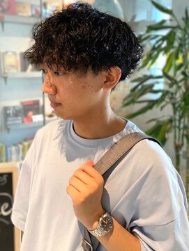 ブロック(bloc) ツイストスパイラルパーマ　マッシュショート　束感　アッシュ
