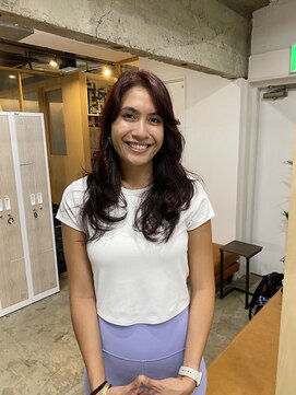 フリーラ 京都河原町三条店(freera) RED カラー