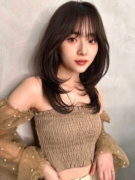 グロー オオミヤ アネックス 大宮(GLROW OMIYA ANNEX) フェミニンロング×ブリーチなしレイヤーカット韓国顔周り[大宮]