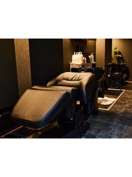 《New★NoNオリジナルシャンプー》頭皮から健康でかっこよく！マイクロバブルヘッドスパで爽快なひととき…