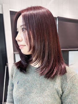 アイティーバイアルバム 下北沢店(IT by ALBUM) ミディアムロングおくれ毛美髪顔周りレイヤー_ba547022