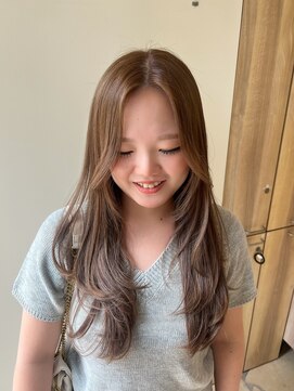 ベンチ(bench) ロングレイヤー/顔まわりカット/千葉美容室