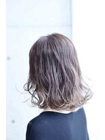 ラナ(Lana)&nbsp;アッシュ系カラー