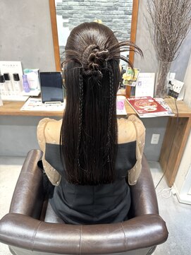 アルモヘアヴォーグ 静岡(ALMO hair VOGUE) 【ALMO】カチモリハーフアップ