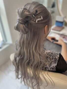 モナバイルーブル(MONA by Louvre) 【MONA名古屋駅/名駅】ハイトーンカチモリ/ヘアセット