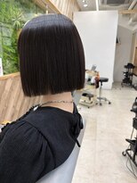 エヌ 北千住(N) 縮毛矯正+切りっぱなしボブ