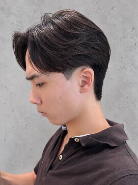 ハイプ マン 藤沢(HYPE MAN) フェザーパーマ毛流れパーマセンターパートニュアンス藤沢
