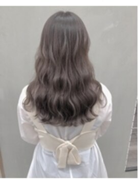 リノショアーズ ショウナン 辻堂店(RinoShores SHONAN) 【1ブリーチ+オイルカラー】ミルクティグレージュ/波巻きロング