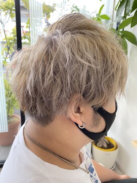 アオイ(AOI) ホワイトベージュ