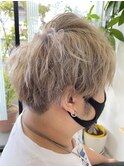 ホワイトベージュ