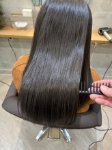 『縮毛矯正いらない...!?』クセやダメージで広がる。縮毛矯正まではしたくない...[平塚駅/髪質改善]