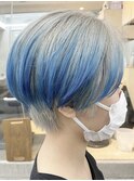 グラデーションホワイトカラーブルーカラーマッシュショート