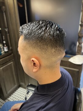 バレス 田町(BALES) ハードパートスキンフェード