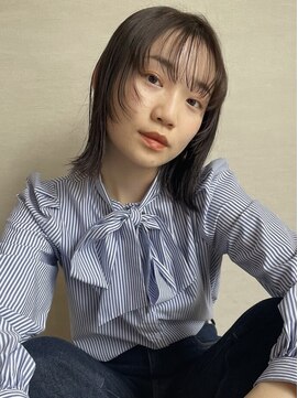 トナリ(tonari) オリーブベージュ　レイヤー　切りっぱなしボブ【鹿児島中央】