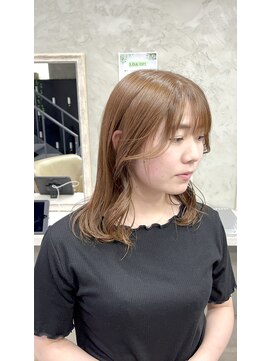 ヘアーアンドケアブラスト(HAIR CARE Blast) 20代30代ブリーチなしのミルクティーベージュ顔周りレイヤー