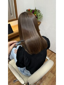 キヌ(kinu) 艶髪ブラウン