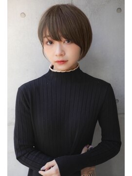 イチイ 巣鴨店(ichii) 大人可愛い小顔ショートボブ白髪ぼかしハイライト20代30代40代