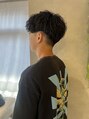 ジルスタジオ(JILL STUDIO) メンズカジュアルが得意でパーマのお客様も多く担当しています！